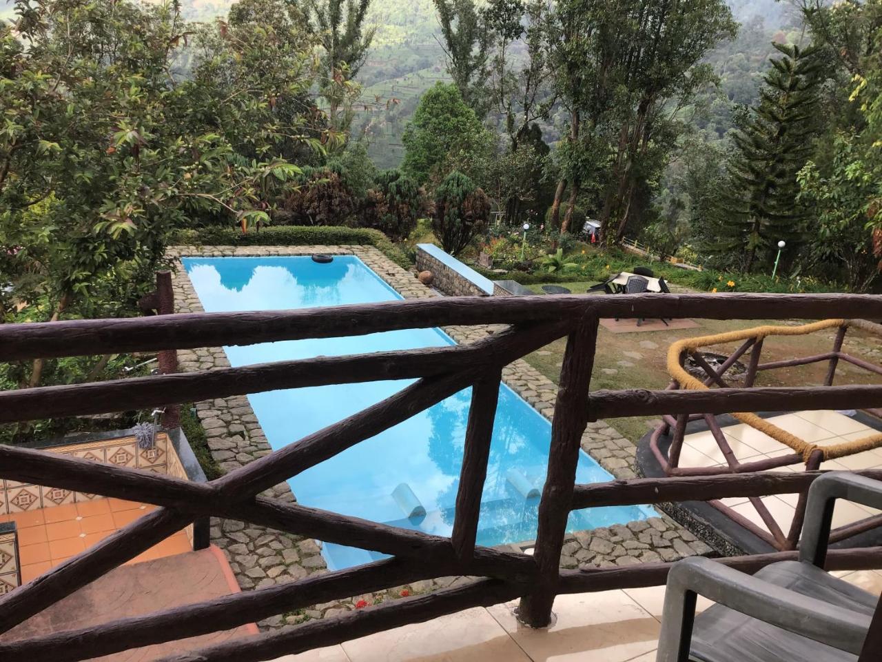 Wild Elephant Eco Friendly Resort Munnar Exterior photo