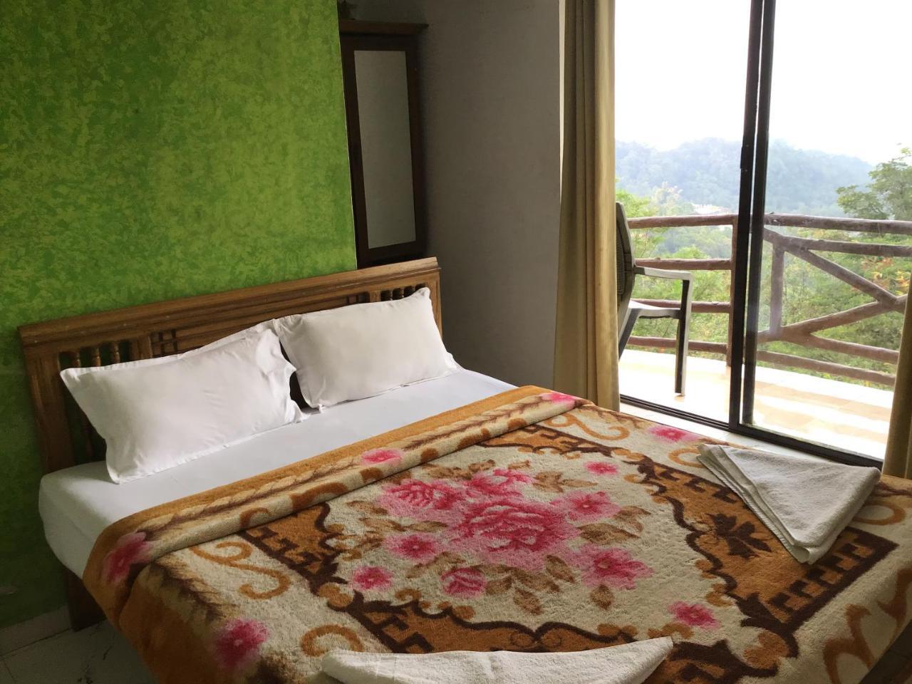 Wild Elephant Eco Friendly Resort Munnar Exterior photo